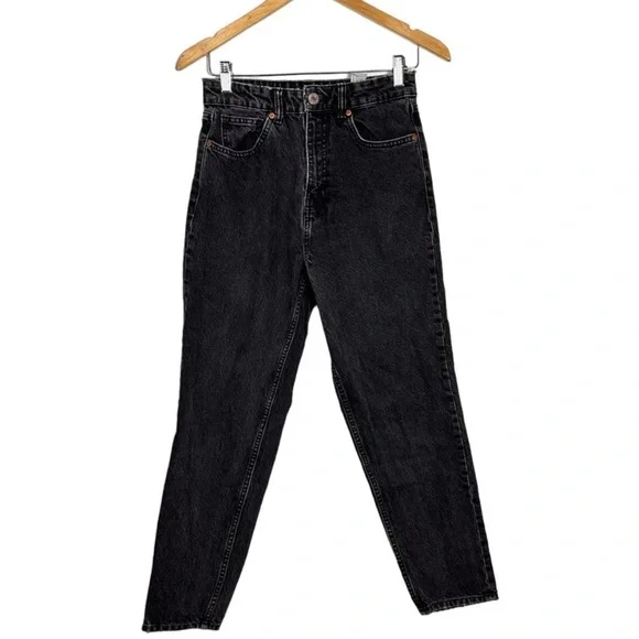 Zara Mom Fit High Rise / high waist Jeans in faded effect Black color - Picture 5 of 7